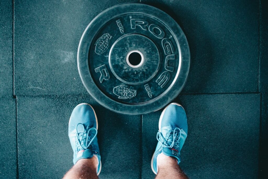 The Real Benefits of Lifting Weights to Lose Fat
